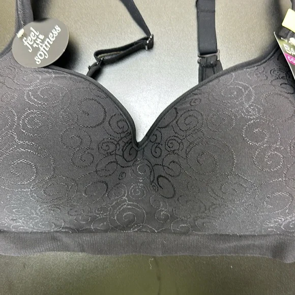 New Bali Cool Comfort Bra 42B Lightly Padded Wireless Soft - Picture 6 of 14